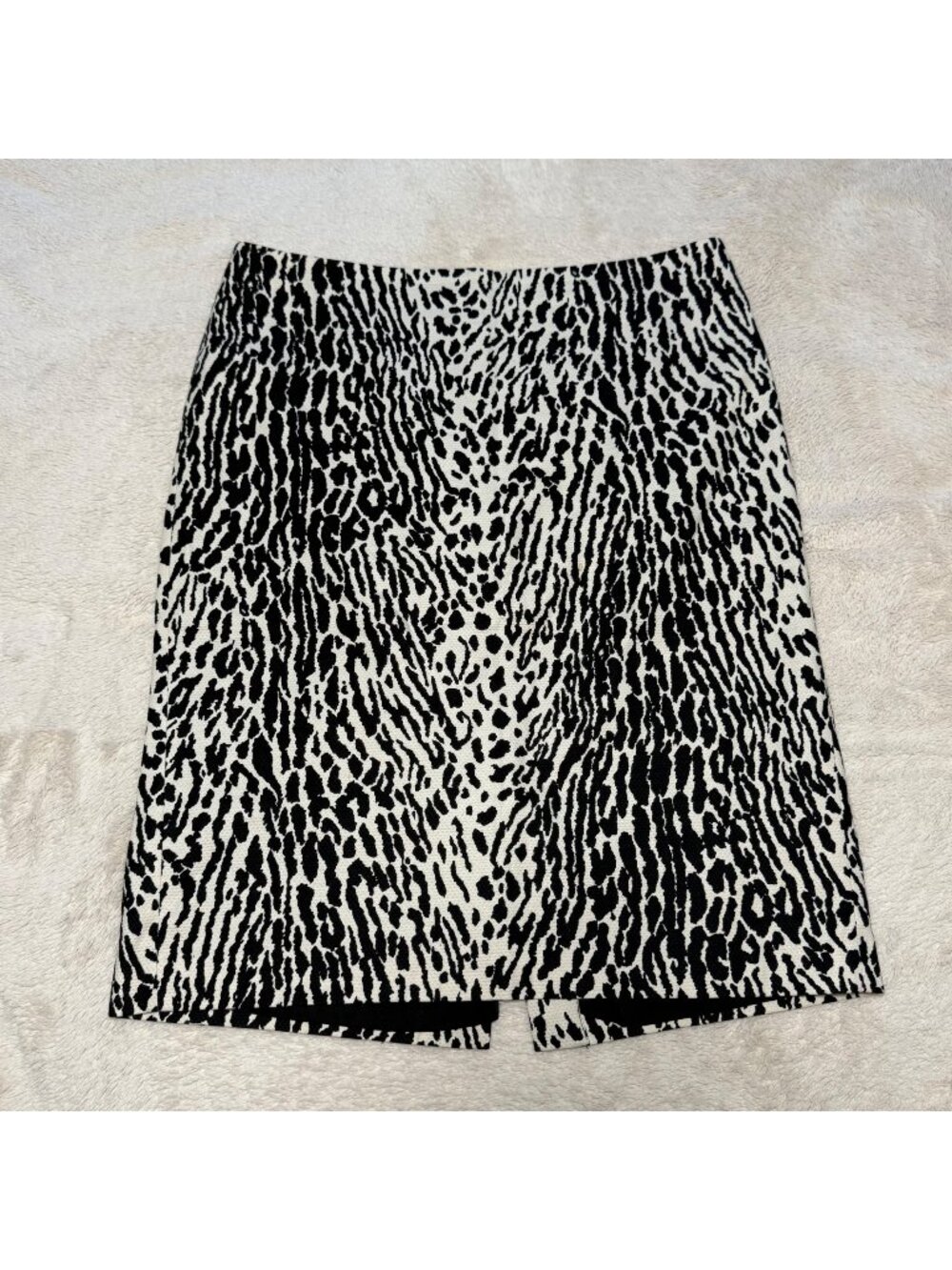 Talbots Cheetah Print Pencil Skirt In Black & White Sz 10